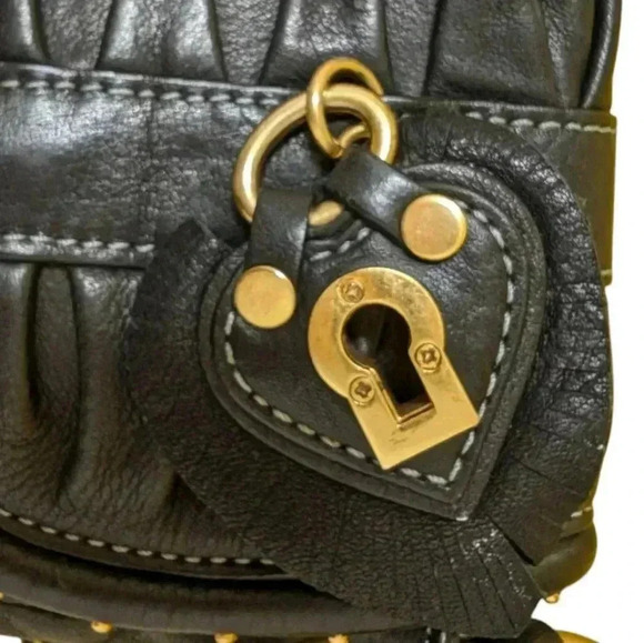 Juicy Couture Crossbody Bag Iconic Heart Lock Vintage Leather Black Brass Women - Picture 14 of 16